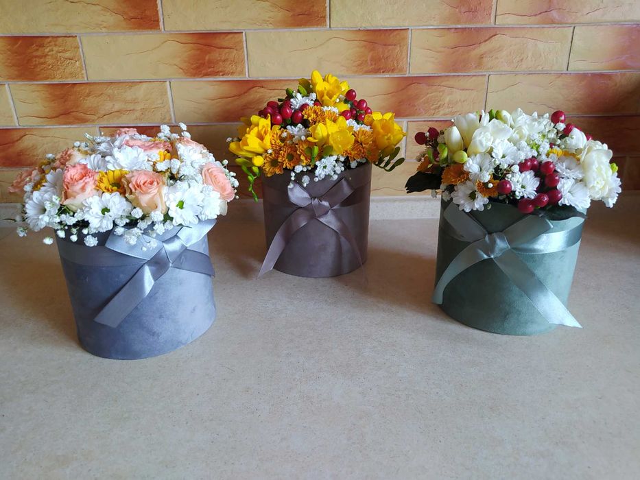 Flower box ze świeżych kwiatów