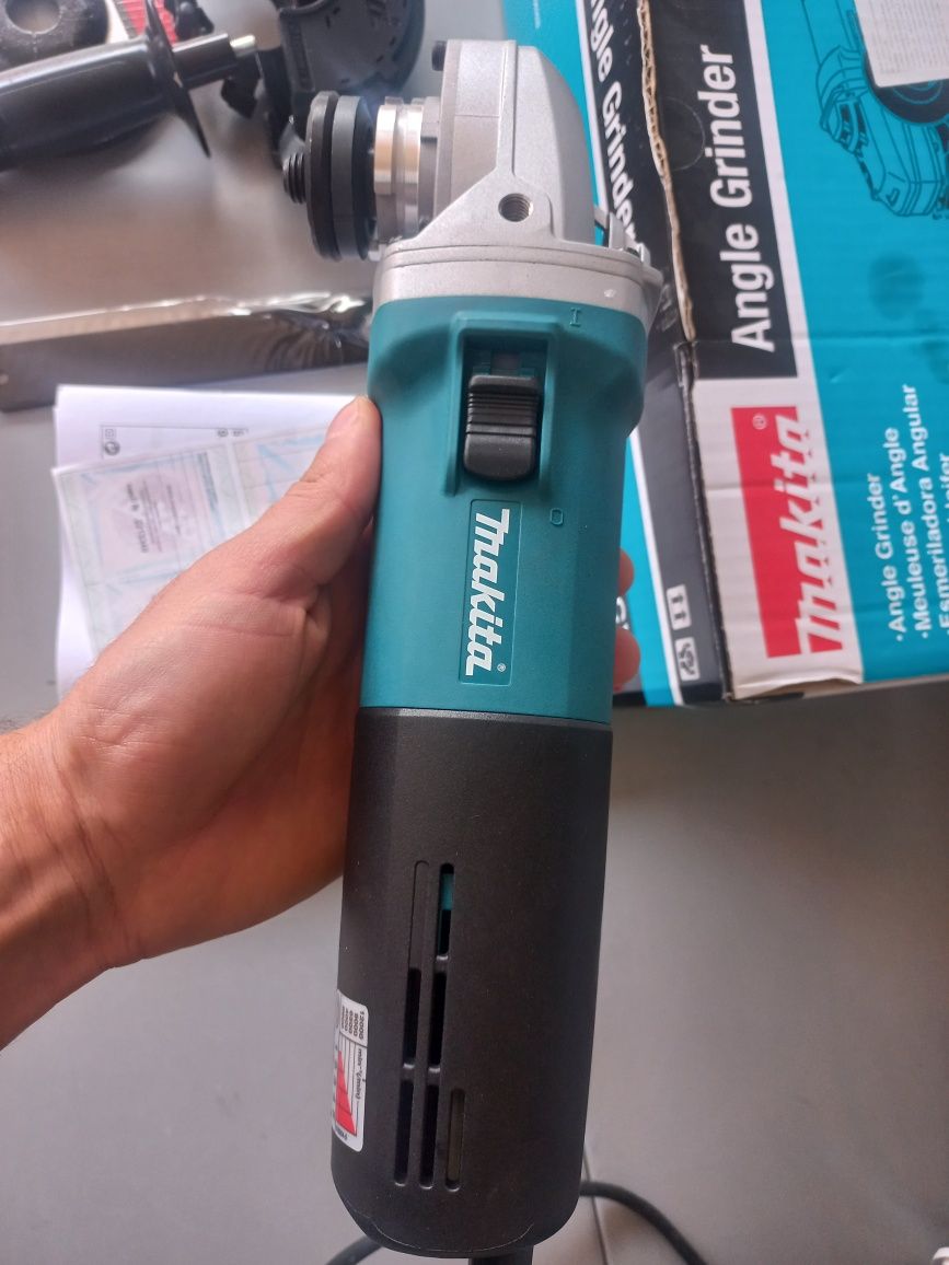 Кутова шліфмашина Makita 9565CVR – 1400 Вт,регулятор обертів,ОРИГІНАЛ