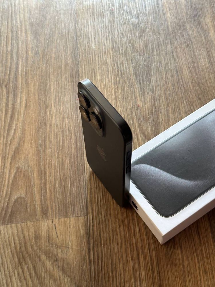 Продам IPhone 15 PRO 128 Neverlock