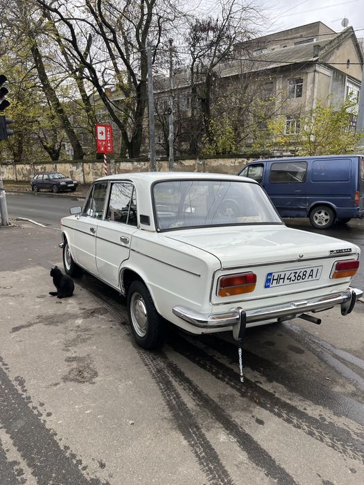 ВАЗ 2103 идеал Огонь !
