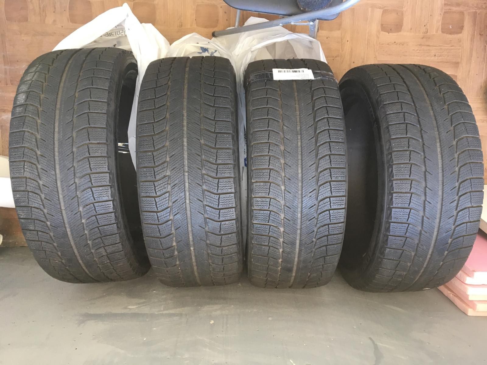 Покришки Michelin r20 275/45