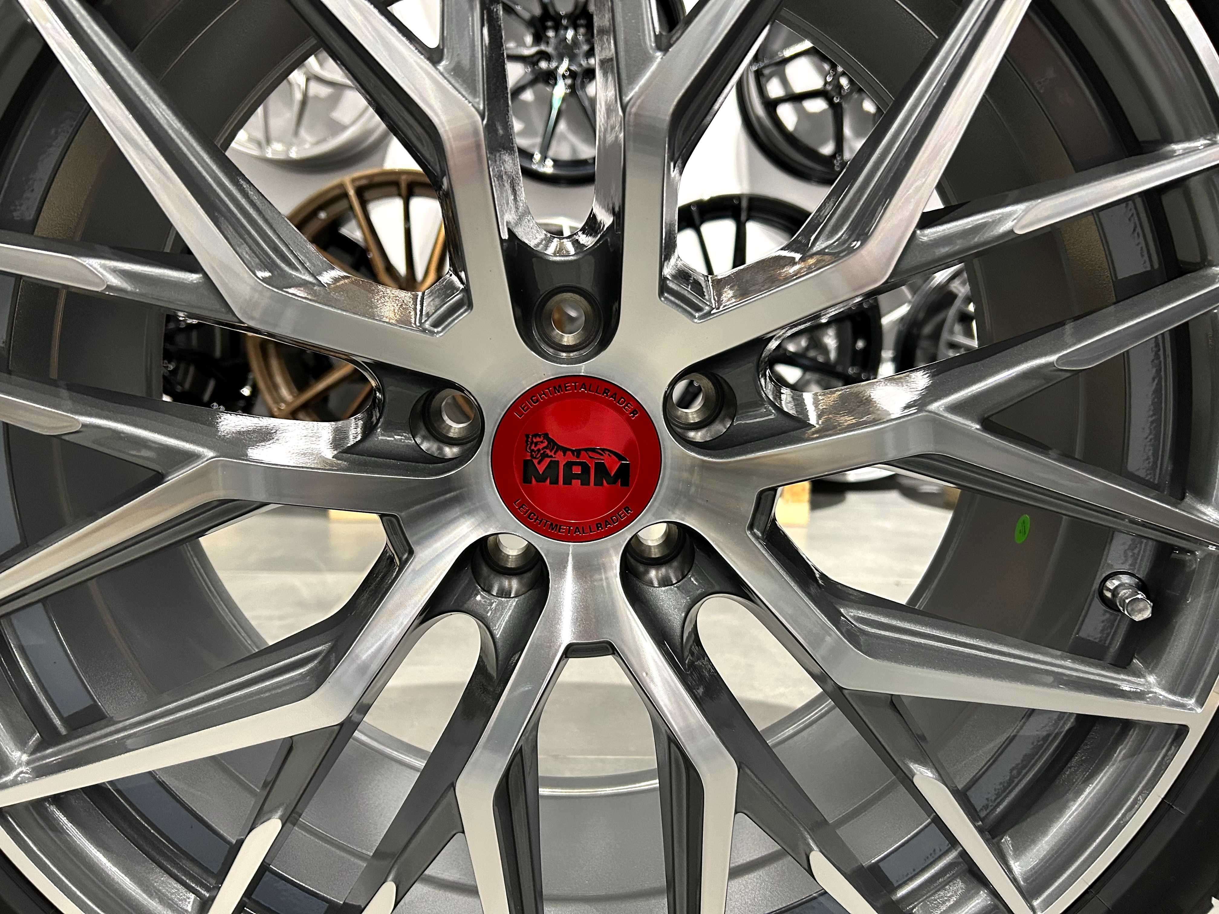 Koła letnie 20 5x112 MAM RS4 et30 Audi A6 C8 A7 4K Pirelli 255/40R20