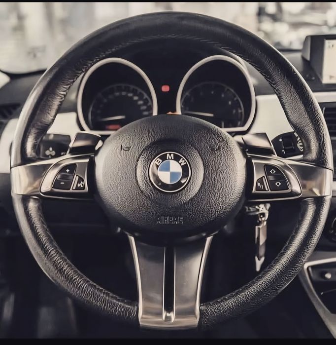 BMW Z4 Coupé E86 3.0si Automático – , IUC antigo