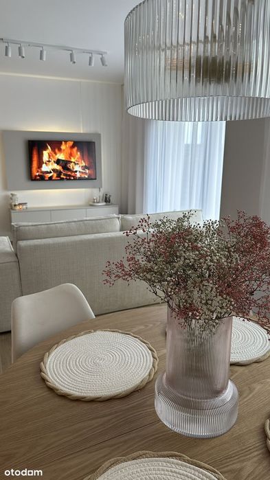 Na sprzedaż nowy, przytulny dom z ogródkiem w zabudowie szeregowej