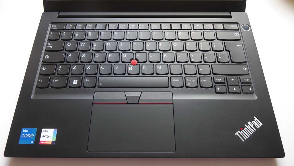 ИДЕАЛ LENOVO ThinkPad T14 Gen 2 14 FHD Ryzen 5 16 512 НОВЫЙ АКБ и SSD