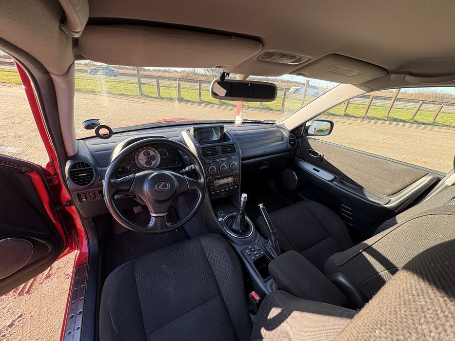 Lexus IS 200 Sportcross 2002