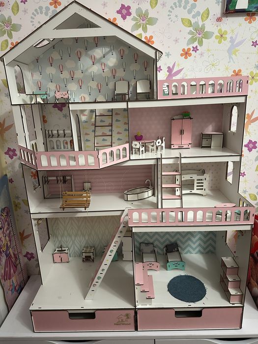 Продам ляльковий будиночок. Будинок для кукол.