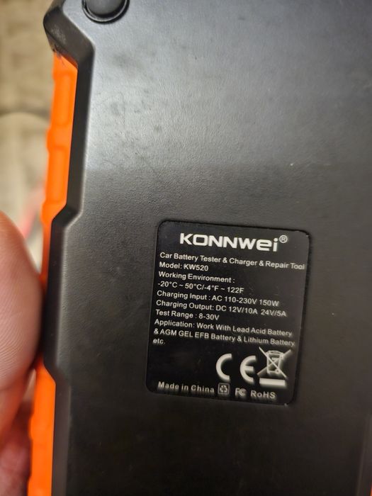 Зарядне Konnwei KW520 тестер