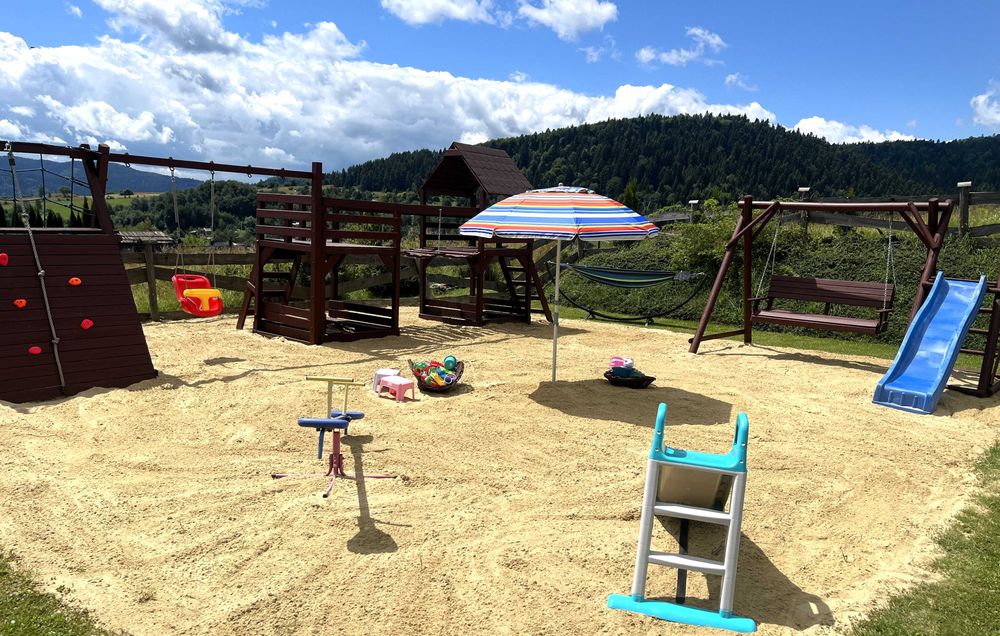 Wynajem klimatycznych Domków z kominkiem Apartamenty MGM Krynica Zdrój