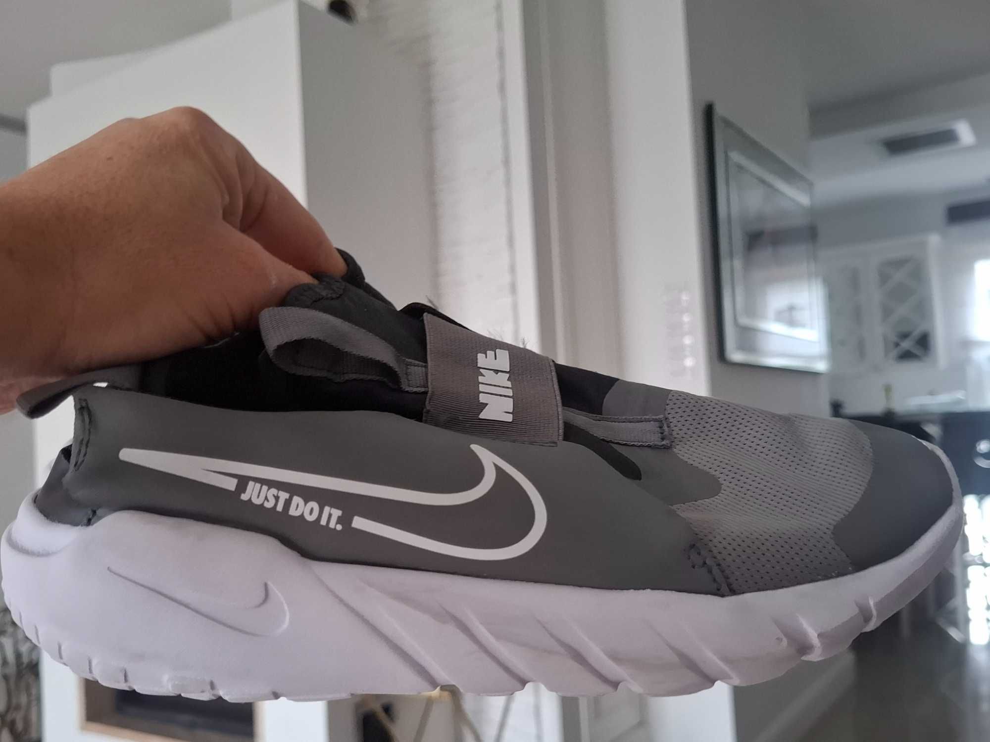 Adidasy Nike Flex Runner popielate rozm 40 męskie damskie