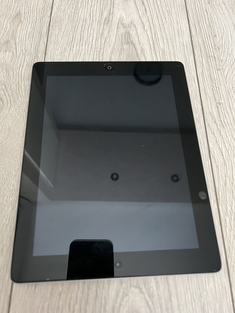 Планшет Apple iPad 4 A1458 Retina 32GB (MD511FD/A)