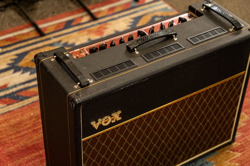 Vox AC30 CC2 – Clássico do Rock Britânico à Venda!