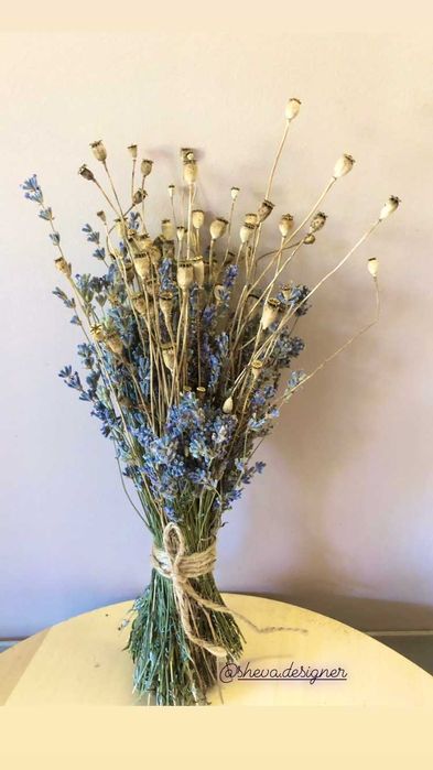 Букети - сухоцвіти польового та декоративного маку.