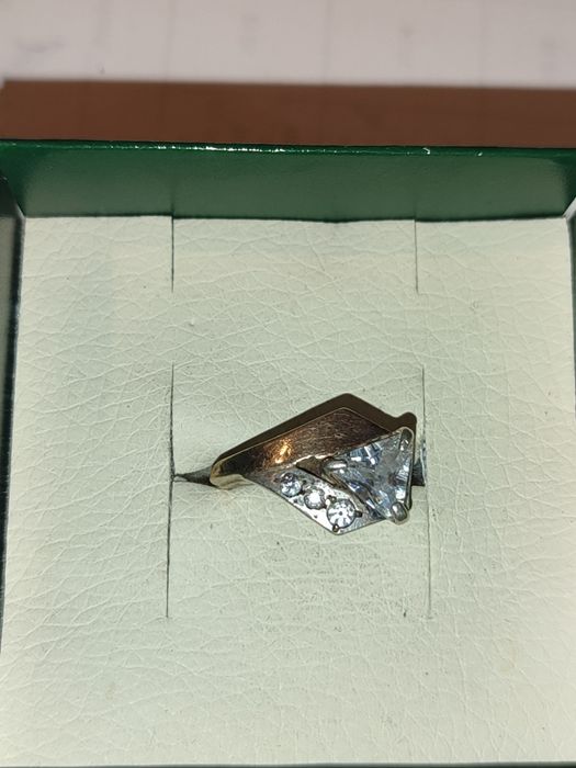 Серебряное кольцо с золотой пластиной