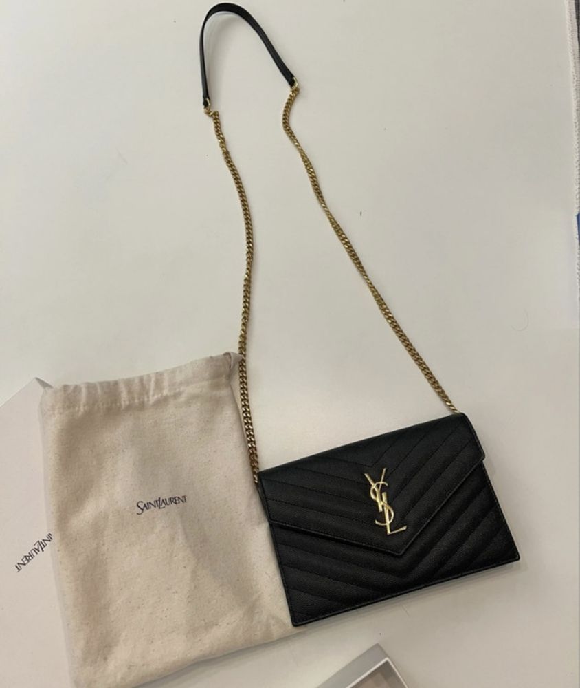 YSL mala preta WOC