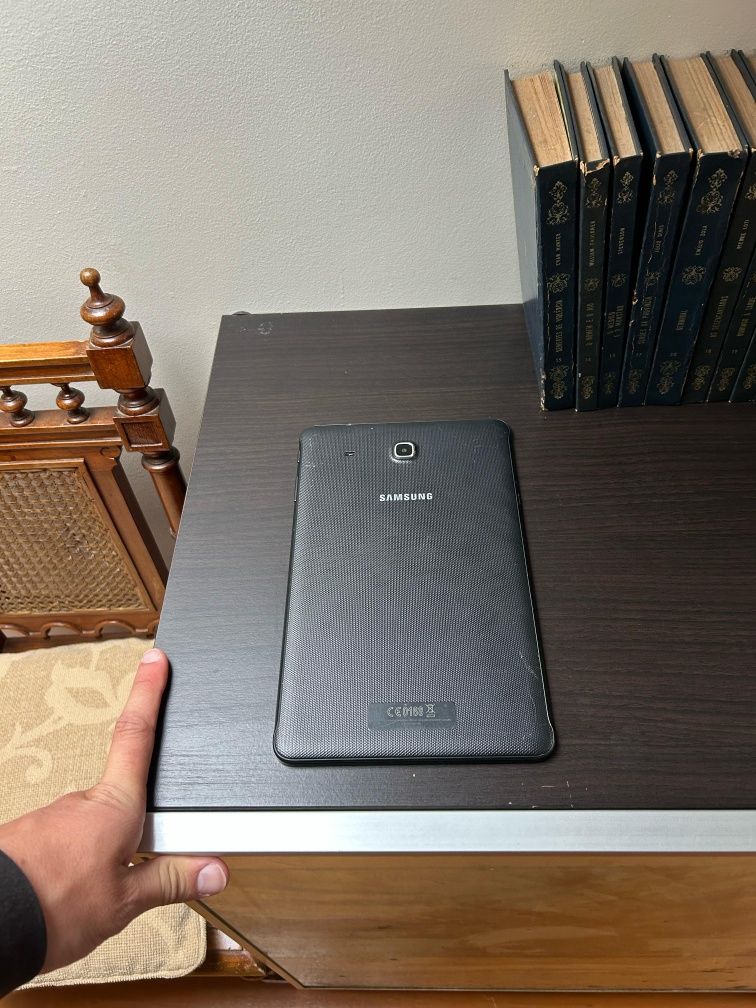 Samsung Galaxy Tab E - 8GB