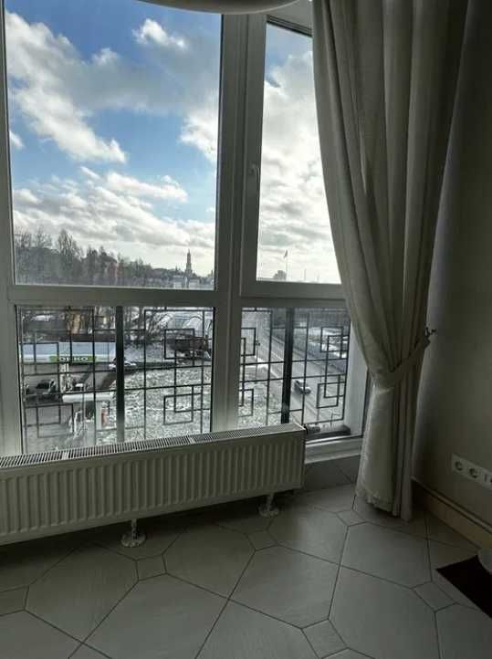 ЖК Лайнер! 2комнатная квартира 80м2 + кладовка, ул.Клочковская46, CB