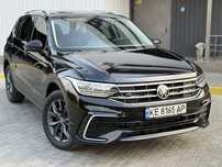 Volkswagen Tiguan 2023 г 7 мест