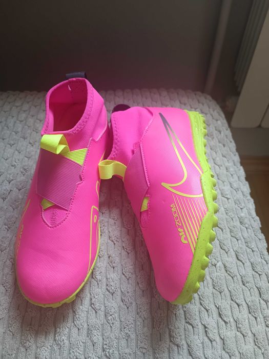 Сороканіжки Nike  jr zoom superfly 9 academy tf 35.5 розмір.