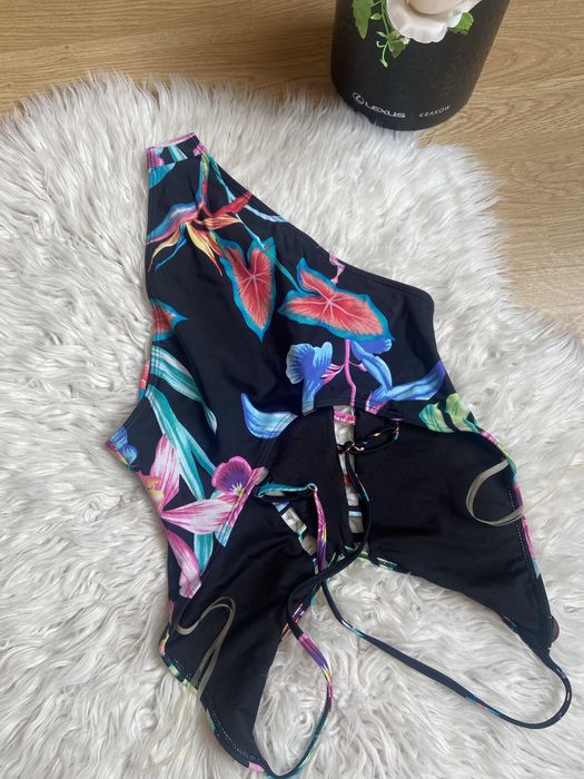 Nowy strój kąpielowy S 36 XS 34 Forever 21 jednoczęściowy seksowny