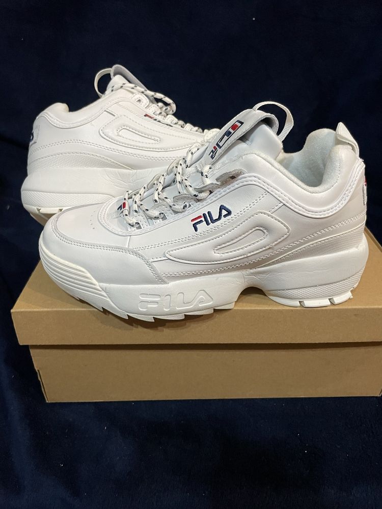 Fila нові кросівки 37 38