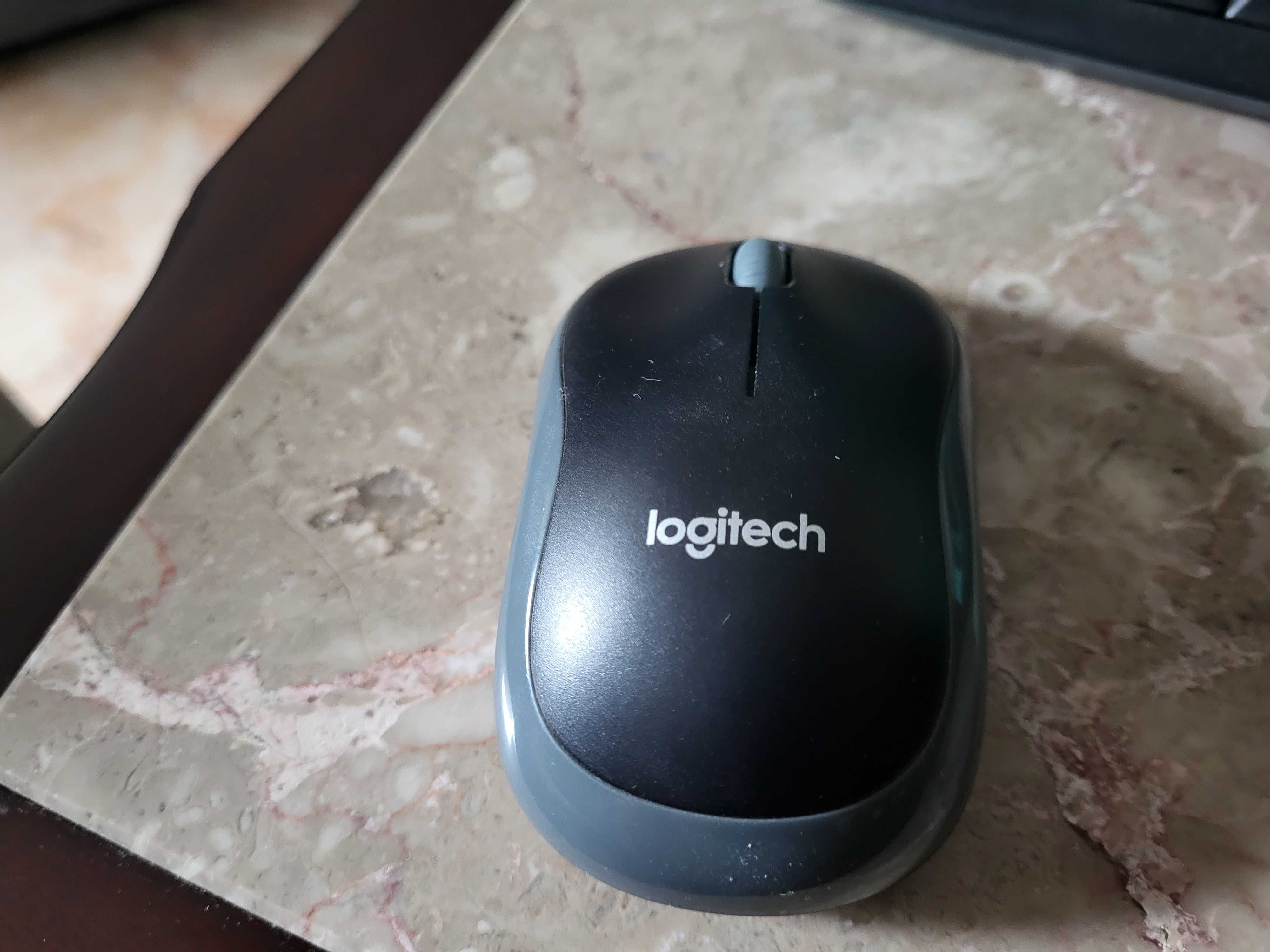 Teclado e Rato Wireless Logitech