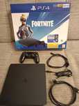 Konsola PS4 Slim