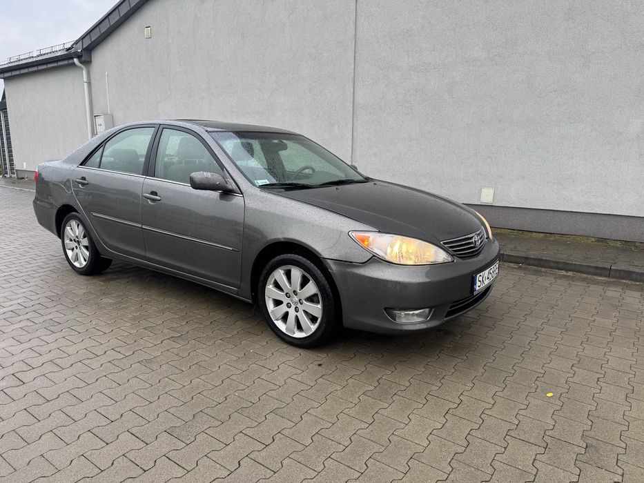 Toyota Camry 3.0 V6
