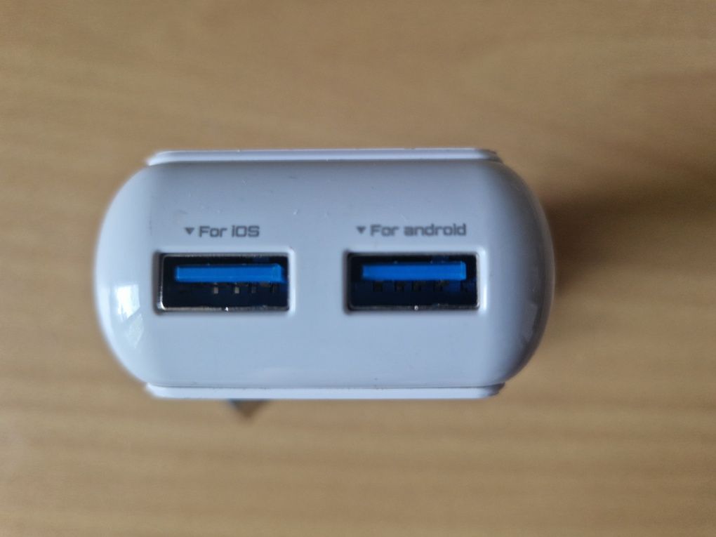 Адаптер питания Status ACSE + кабель USB Lightning