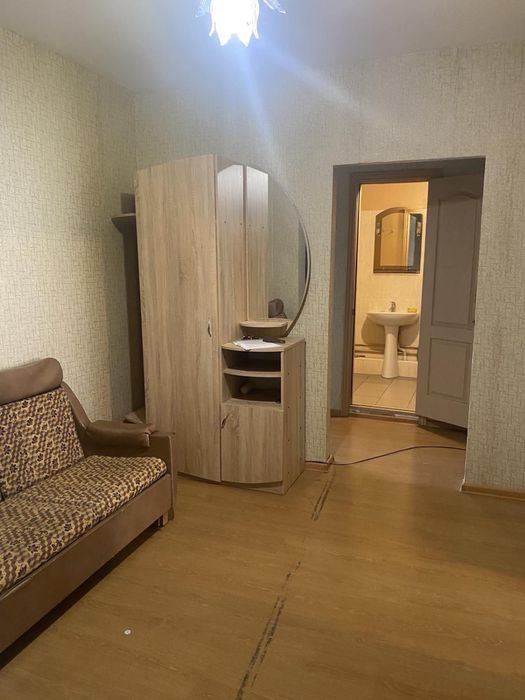 Здам в оренду(ПОЗНЯКИ) одну кімнату(12 хв пішки до метро)