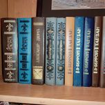 Продам книги на русском языке.