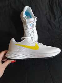 Жіночі кросівки для бігу Nike 24,5 см, кросовки