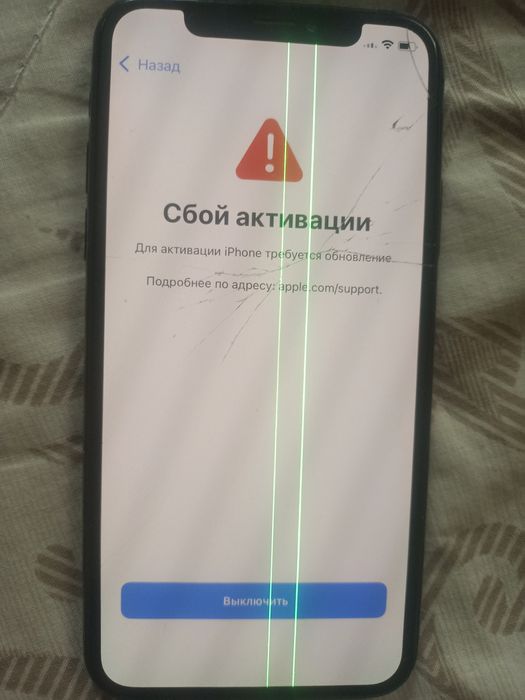 Продам айфон xs на запчасті робочій