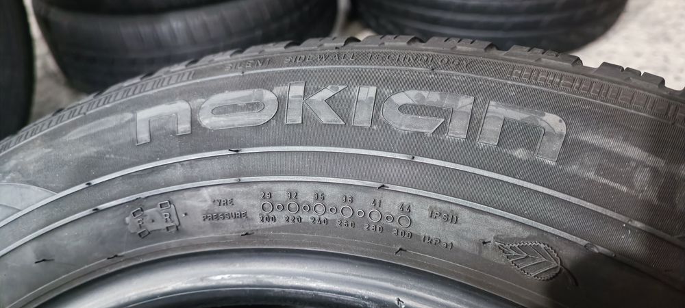 235/55 R17 103V Nokian WR A3 XL Зимові шини б/у СКЛАД