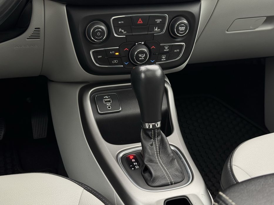 Jeep Compass 2020 року, 2.4 бензин, автомат, передній привід, 130т.км.