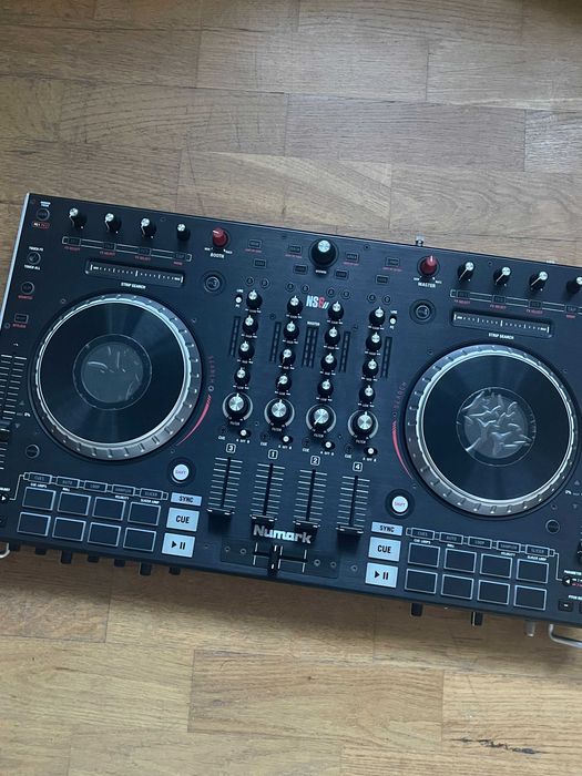 Kontroler DJ Numark NS6 II Serato 4-kanałowy