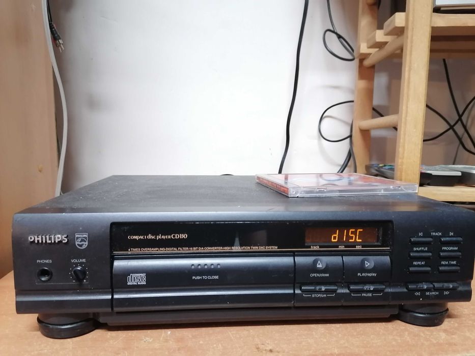Odtwarzacz CD PHILIPS CD 130