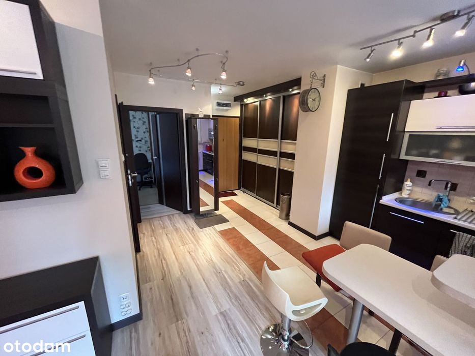 Apartamentowiec Os. Tymienieckiego! Wysoki Standard Z Tarasem!