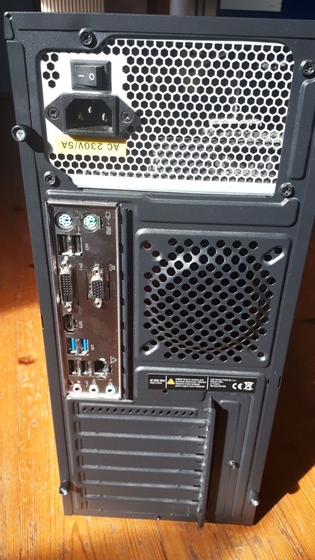 Komputer AMD A8-7650K Radeon R7