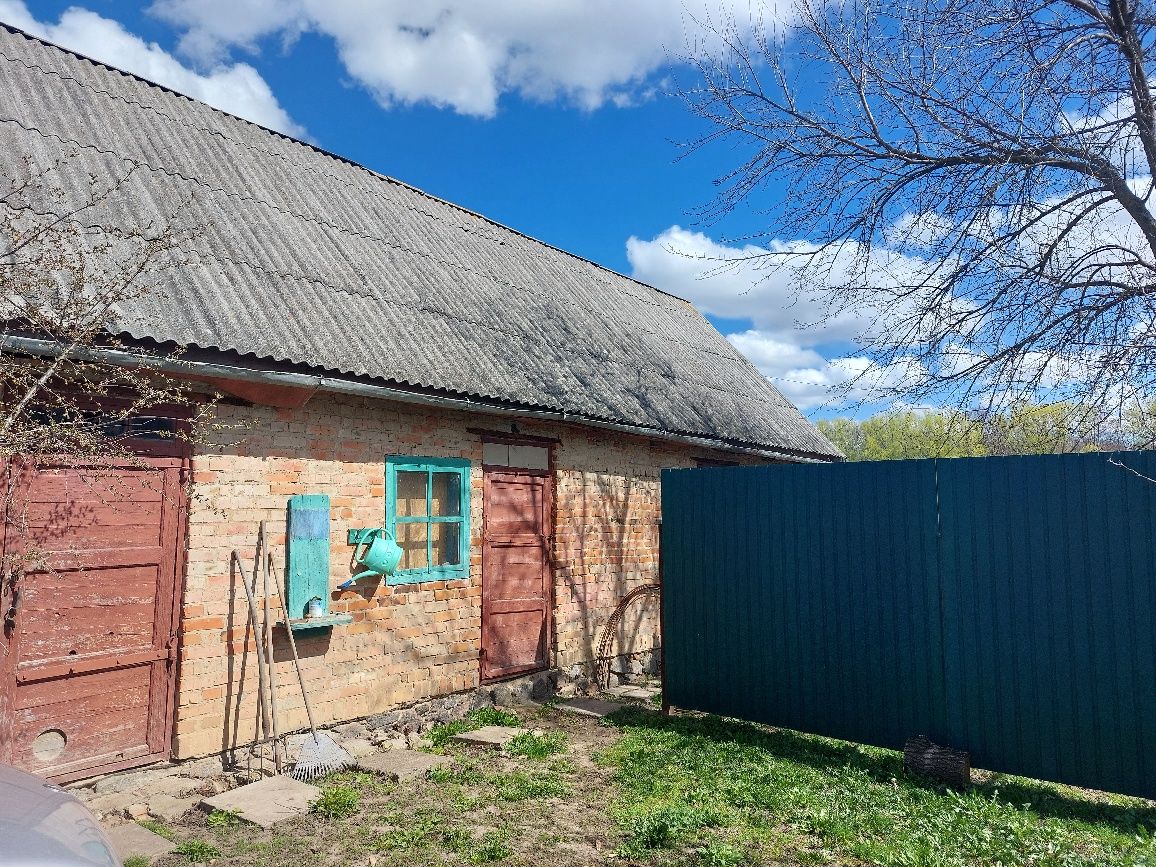 Будинок зі зручностями у селі Краснопілка