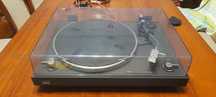 Gramofon CEC BD2200