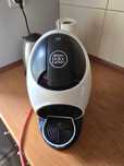 Ekspres do kawy na kapsułki DeLonghi EDG250