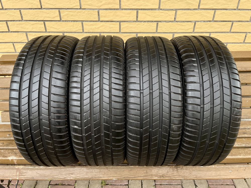 Шини Резина 205.55 R17 Bridgestone як Нові Літо