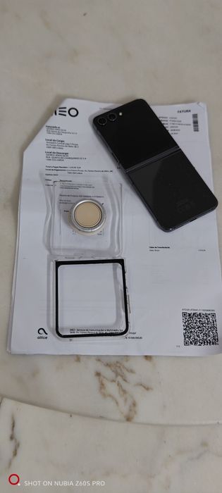 Vendo/Troco Samsung ZFlip 5 5G