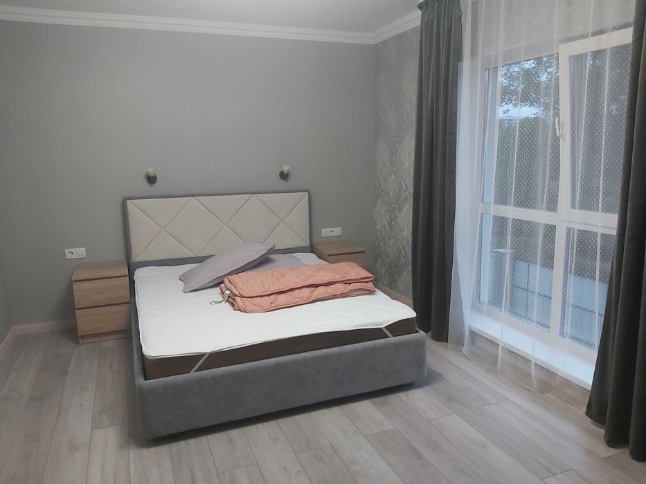 Ціну знижено!Супер пропозиція!Оренда будинка,метро Славутич 5хвилин!