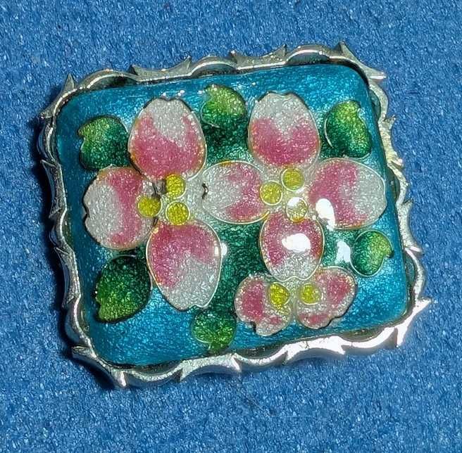 Винтажная брошь - кулон цветок Клуазон . Размер 3.5 на 4 см