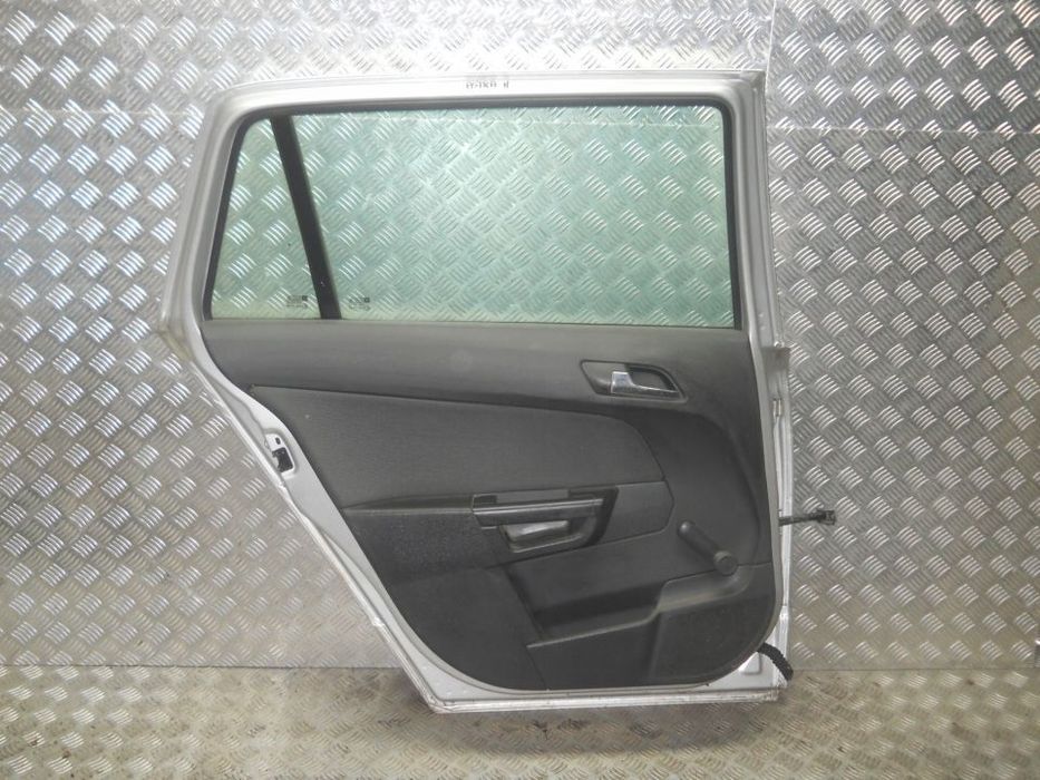drzwi lewy tył lewe tylne astra h kombi