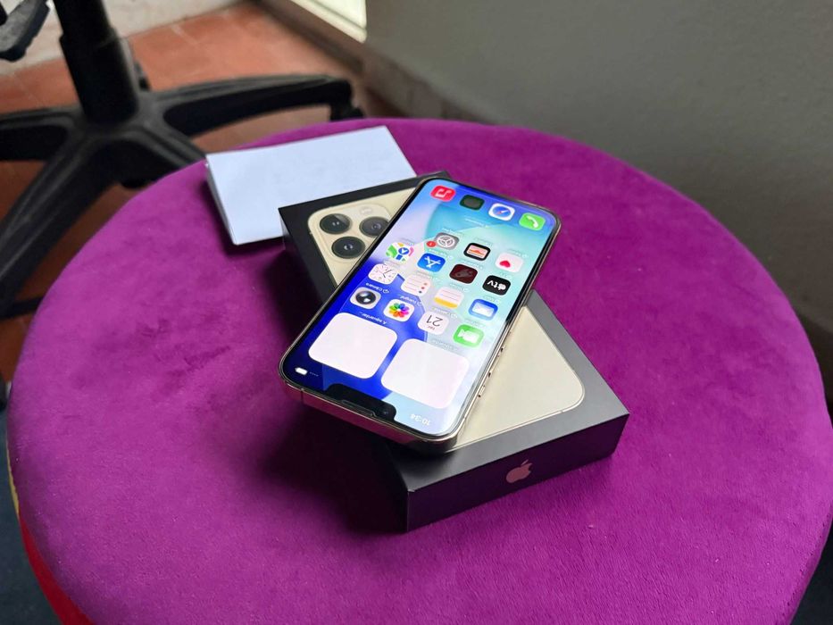 Vendo troco iPhone 13 Pro 512Gb Gold C/Fatura Nacional - Bateria NOVA