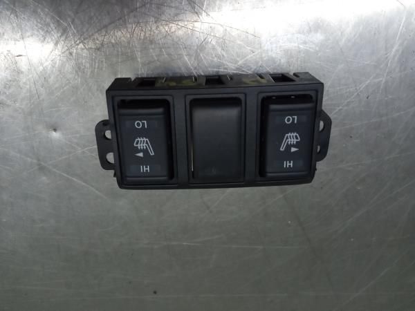 Comando / botão / interruptor multifunções RENAULT Alaskan