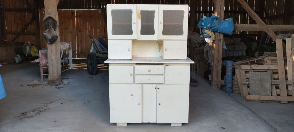 Kredens kuchenny starodawny PRL